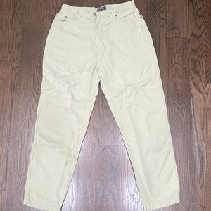 VTG Votre Nom Celery Green Chinos Relaxed Fit High-Waisted